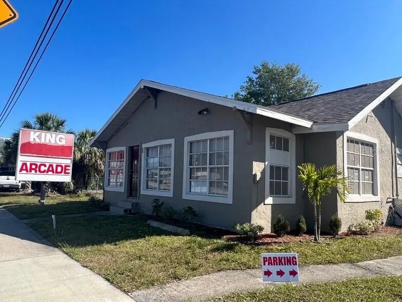 2435 1ST ST E, Bradenton, FL 34208