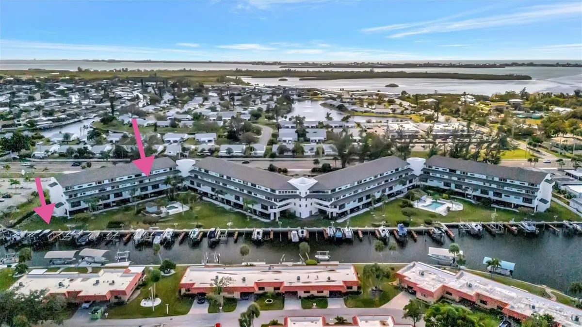 9604 CORTEZ RD W #422, Bradenton, FL 34210