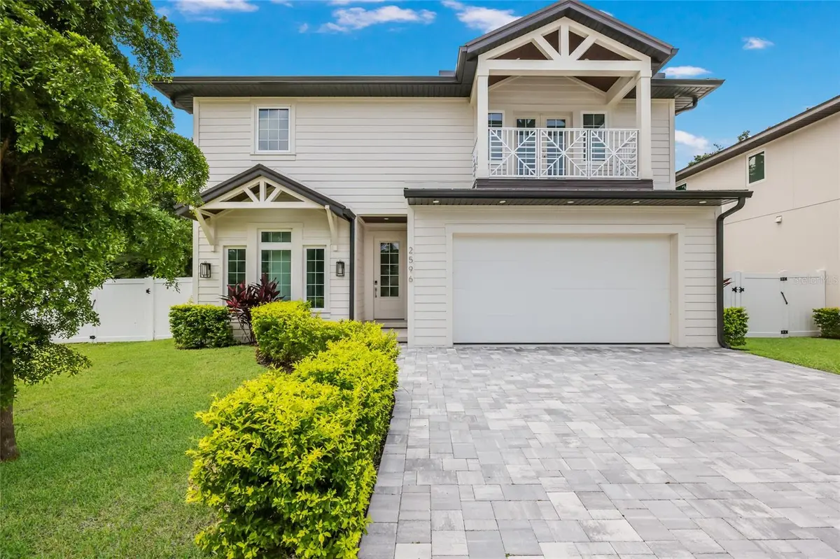2596 FLOYD ST, Sarasota, FL 34239