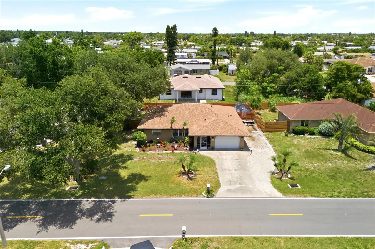 541 MORNINGSIDE RD, Venice, FL 34293