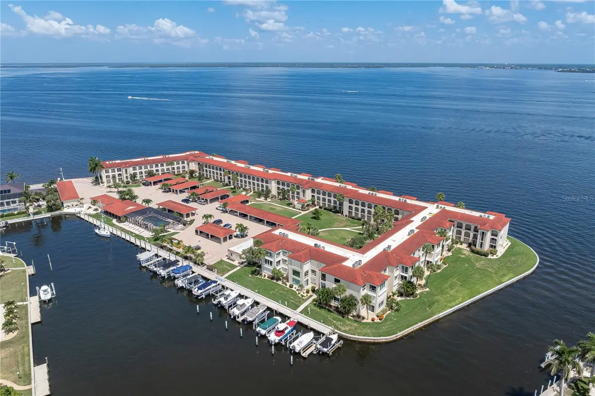1 COLONY POINT DR #15B, Punta Gorda, FL 33950
