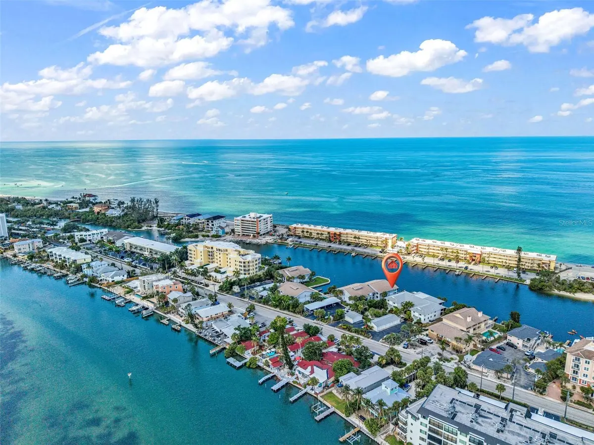 9050 MIDNIGHT PASS RD #1, Sarasota, FL 34242