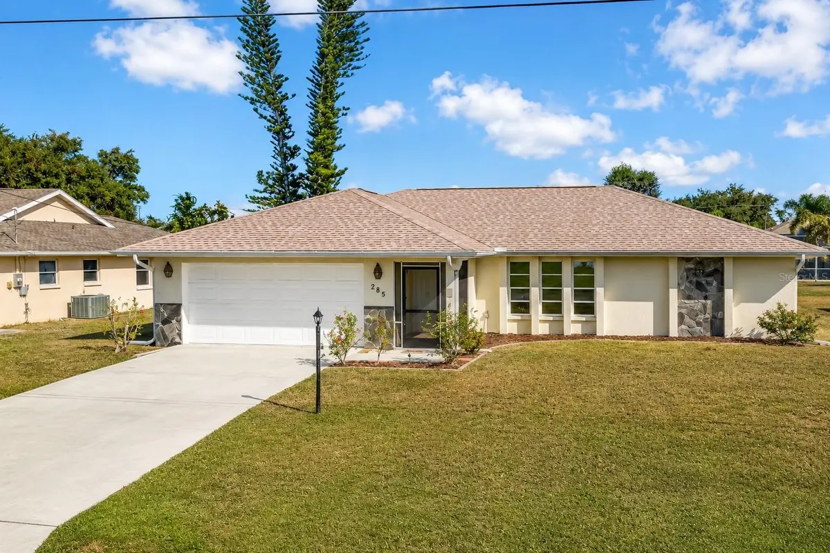 285 MARK TWAIN LN, Rotonda West, FL 33947