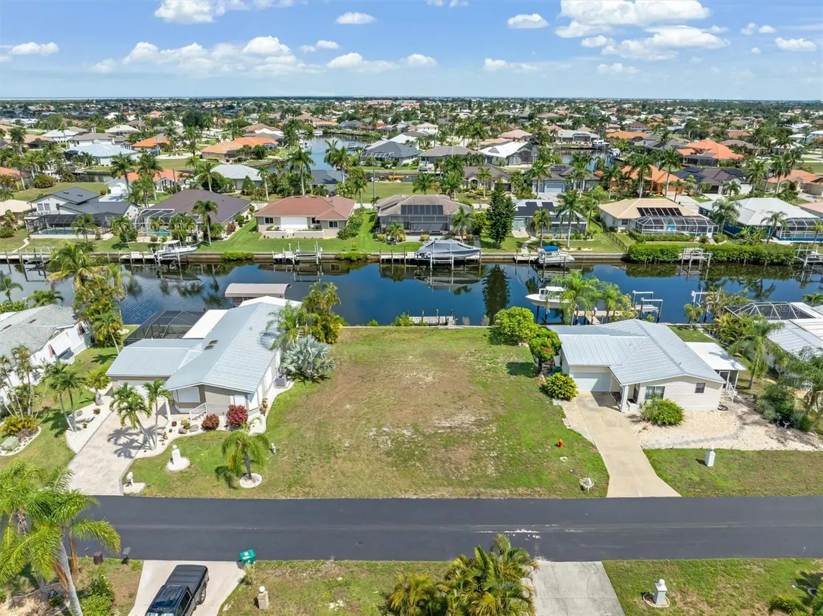 5439 RIVER BAY DR, Punta Gorda, FL 33950
