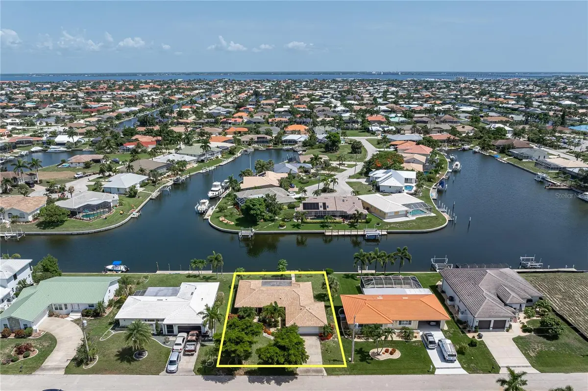 2208 CASSINO CT, Punta Gorda, FL 33950