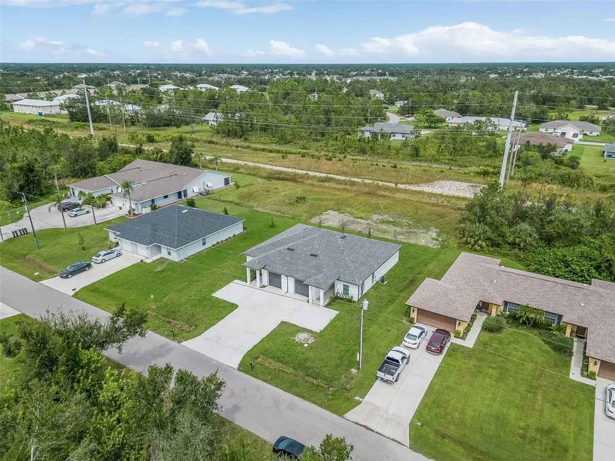 1306-1308 SAXONY CIR, Punta Gorda, FL 33983