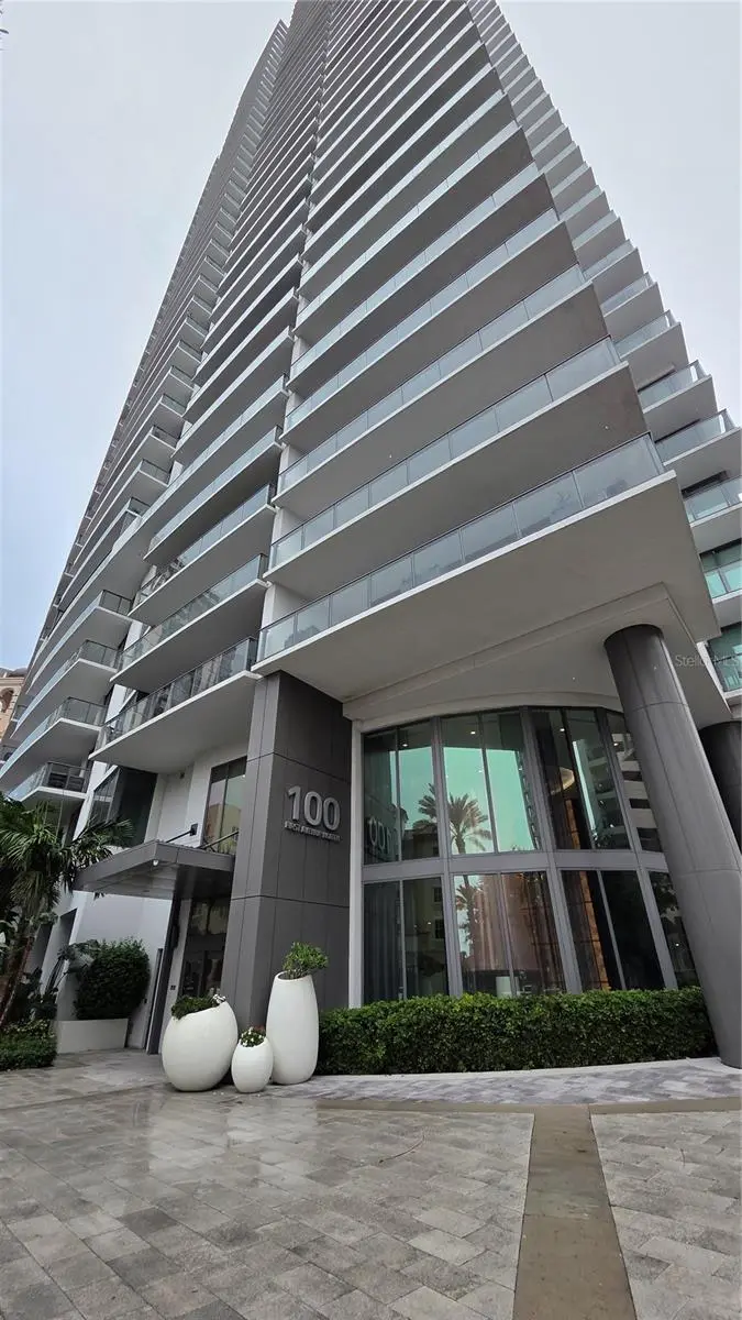 100 1ST AVE N #2406, St Petersburg, FL 33701