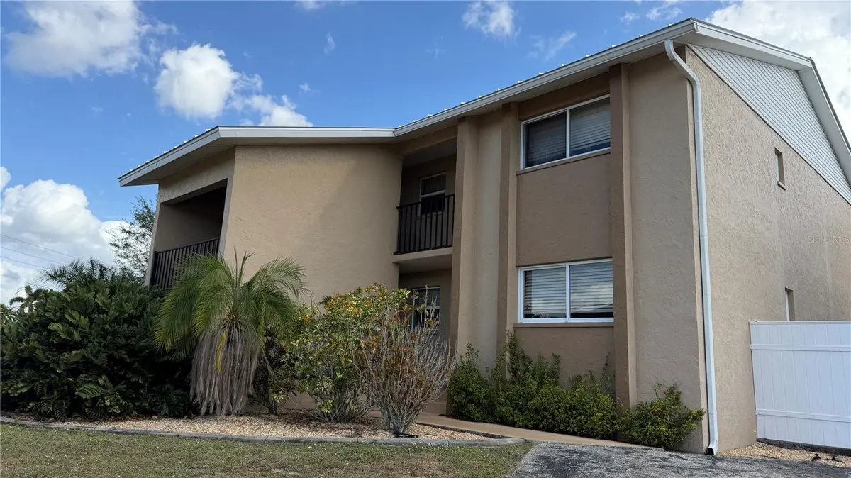 2845 MAGDALINA AVE #4, Punta Gorda, FL 33950