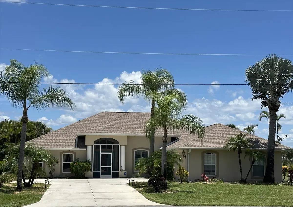 4 PINEHURST PL, Rotonda West, FL 33947