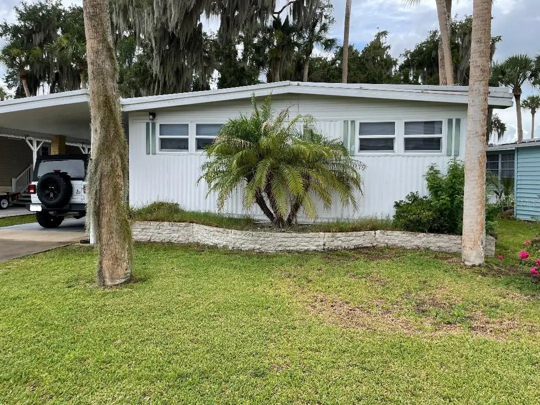 112 PALM DR #B, Eustis, FL 32726