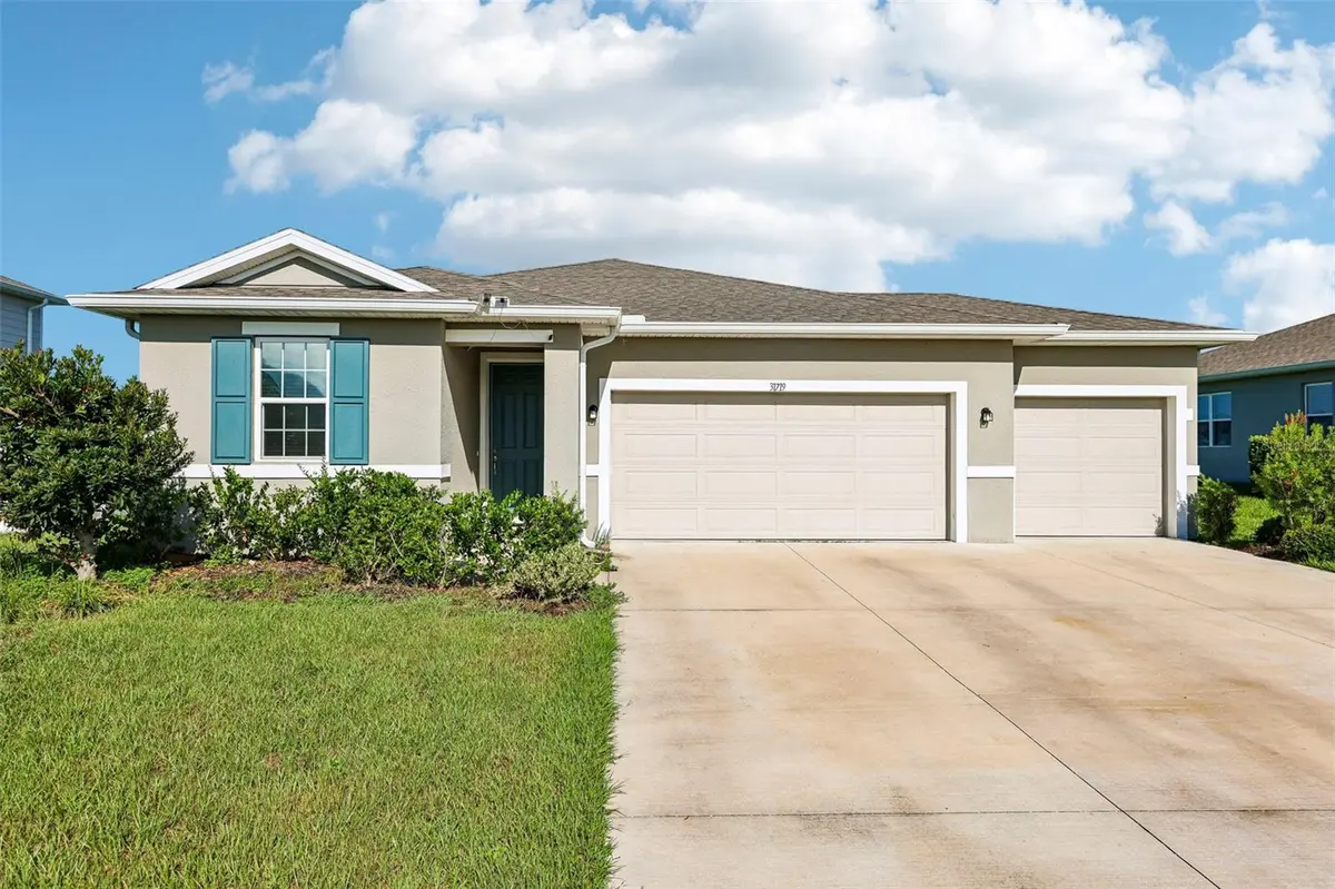 31719 BROADWATER AVE, Leesburg, FL 34748