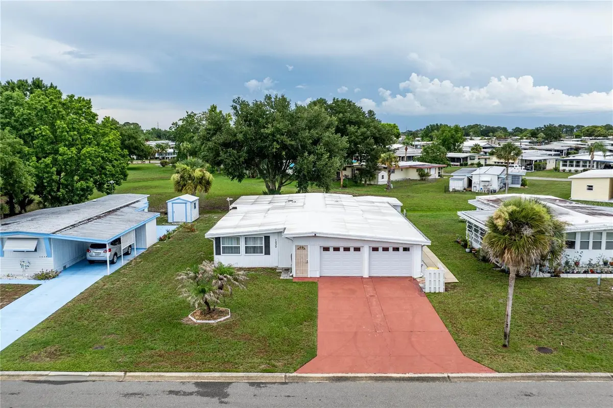 1030 CAPELLA DR, Tavares, FL 32778