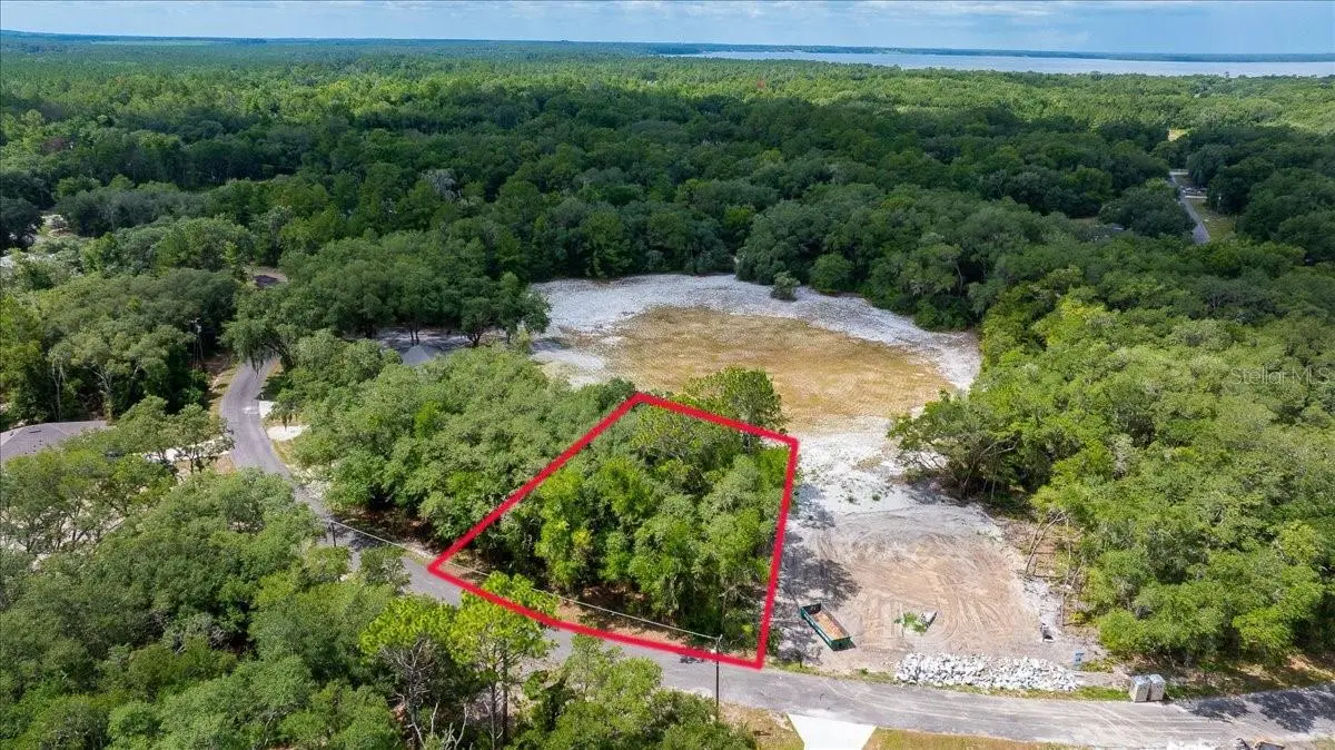 FISHER LANE CT, Ocklawaha, FL 32179