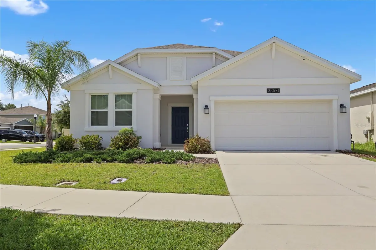 33571 SKY BLOSSOM CIR, Leesburg, FL 34788