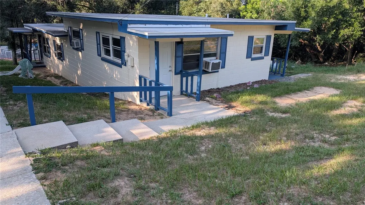 738 E MINNEOLA AVE, Clermont, FL 34711