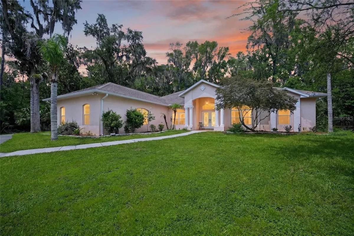 19040 NW 88TH AVENUE RD, Reddick, FL 32686