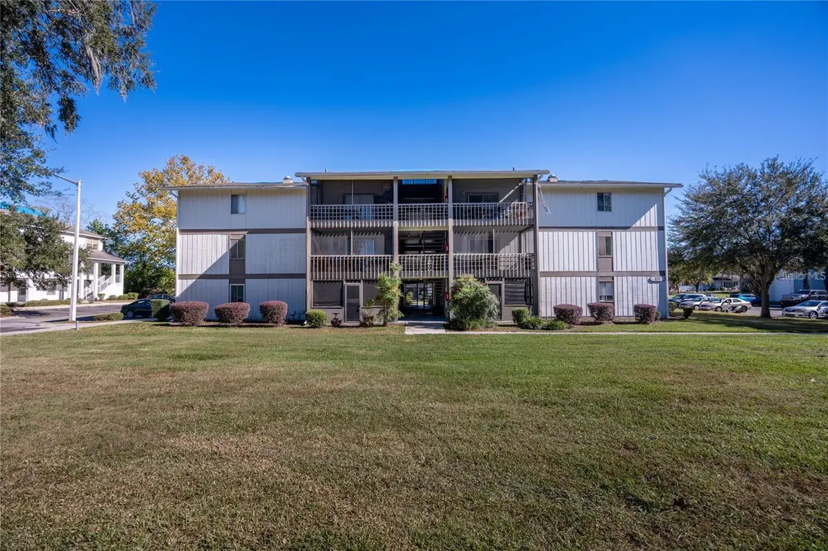 6519 W NEWBERRY RD #108, Gainesville, FL 32607