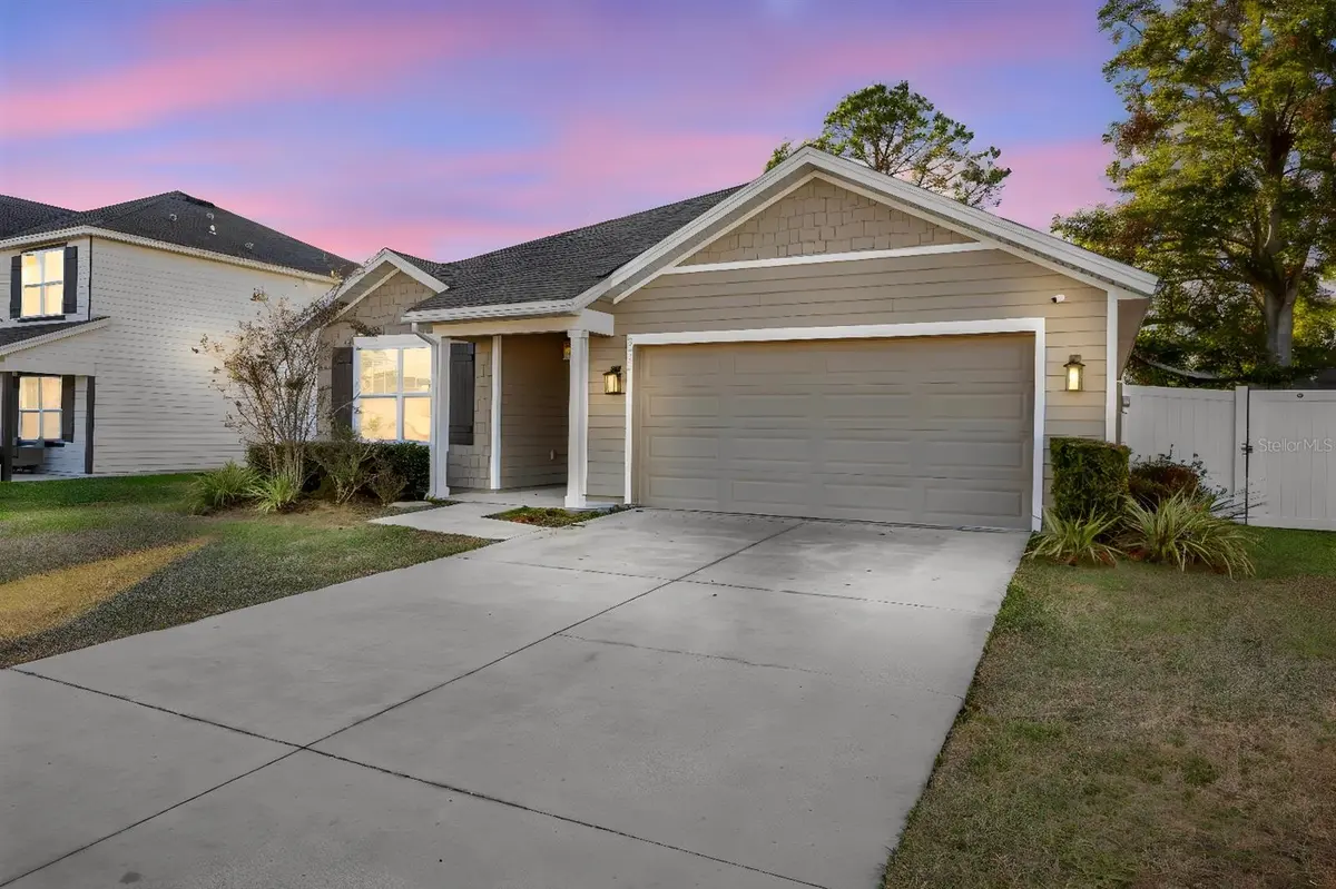 896 NW 253RD DR, Newberry, FL 32669