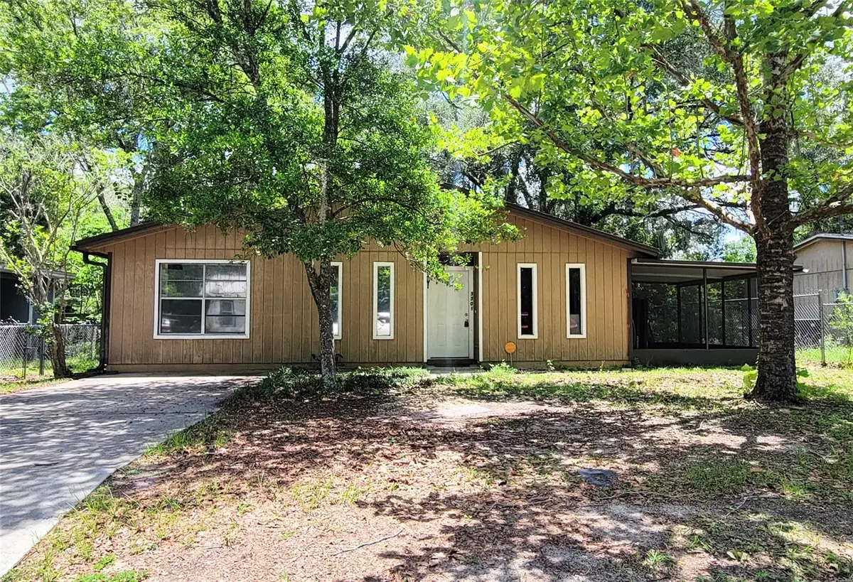 3301 NW 19TH ST, Gainesville, FL 32605