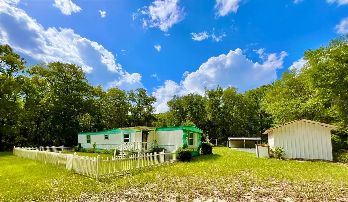 8232 SWAN LAKE RD, Melrose, FL 32666