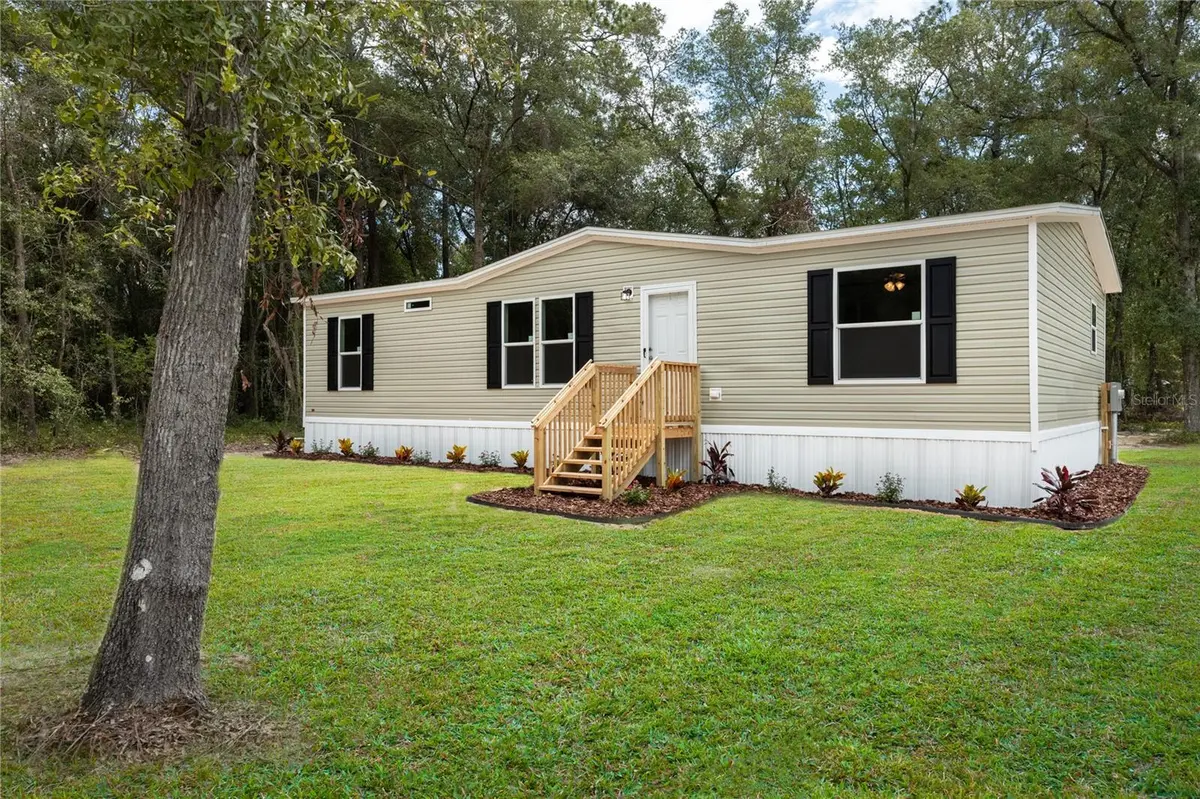 104 JACKSON AVE, Interlachen, FL 32148