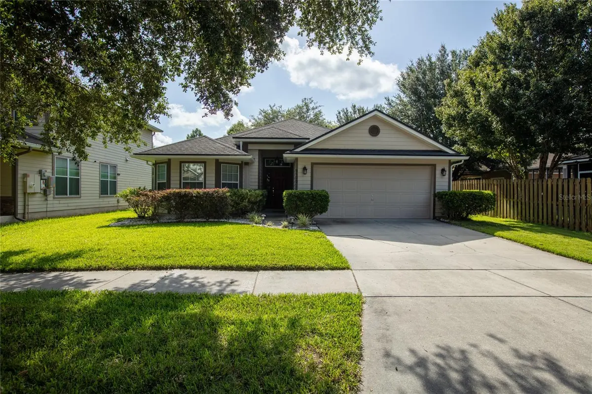 8123 NW 51ST DR, Gainesville, FL 32653