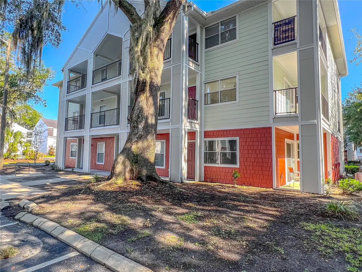 2360 SW ARCHER RD #206, Gainesville, FL 32608