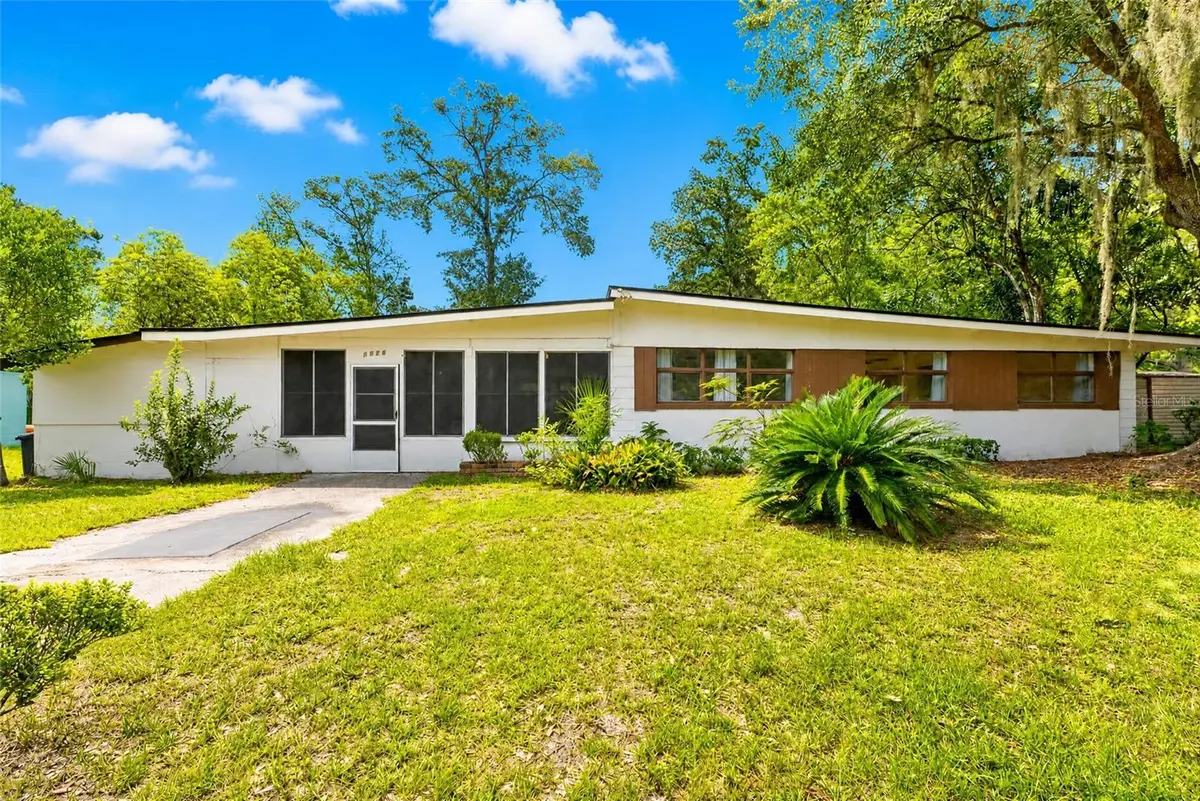 2125 NE 6TH TER, Gainesville, FL 32609