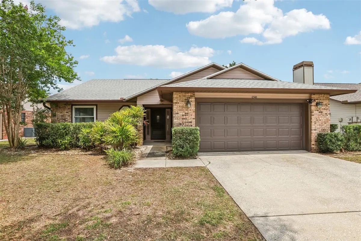 6540 FOXMOOR DR, Zephyrhills, FL 33542