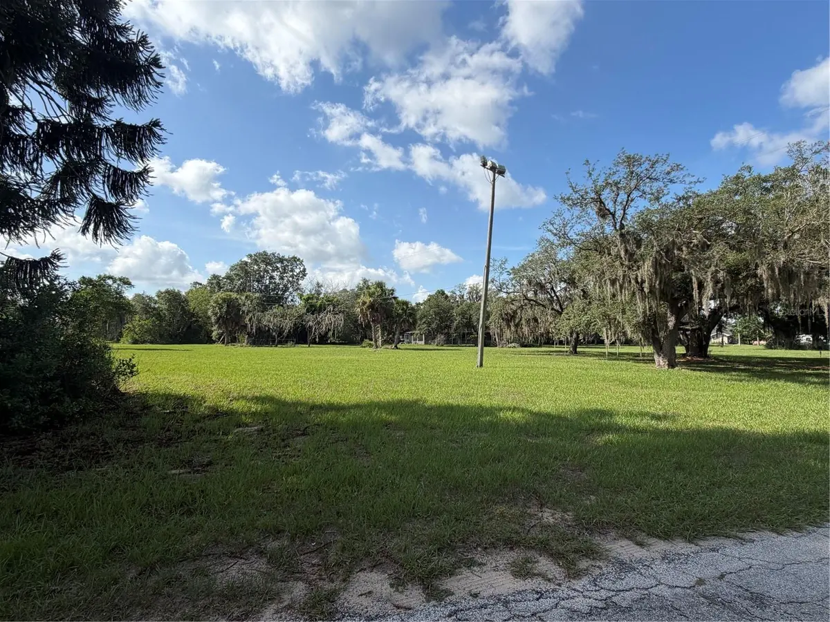 3900 CHALET SUZANNE DR, Lake Wales, FL 33859