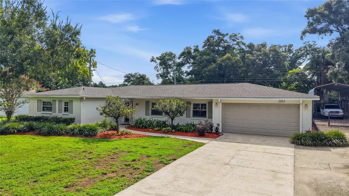 2103 RAMBLEWOOD LN, Brandon, FL 33510
