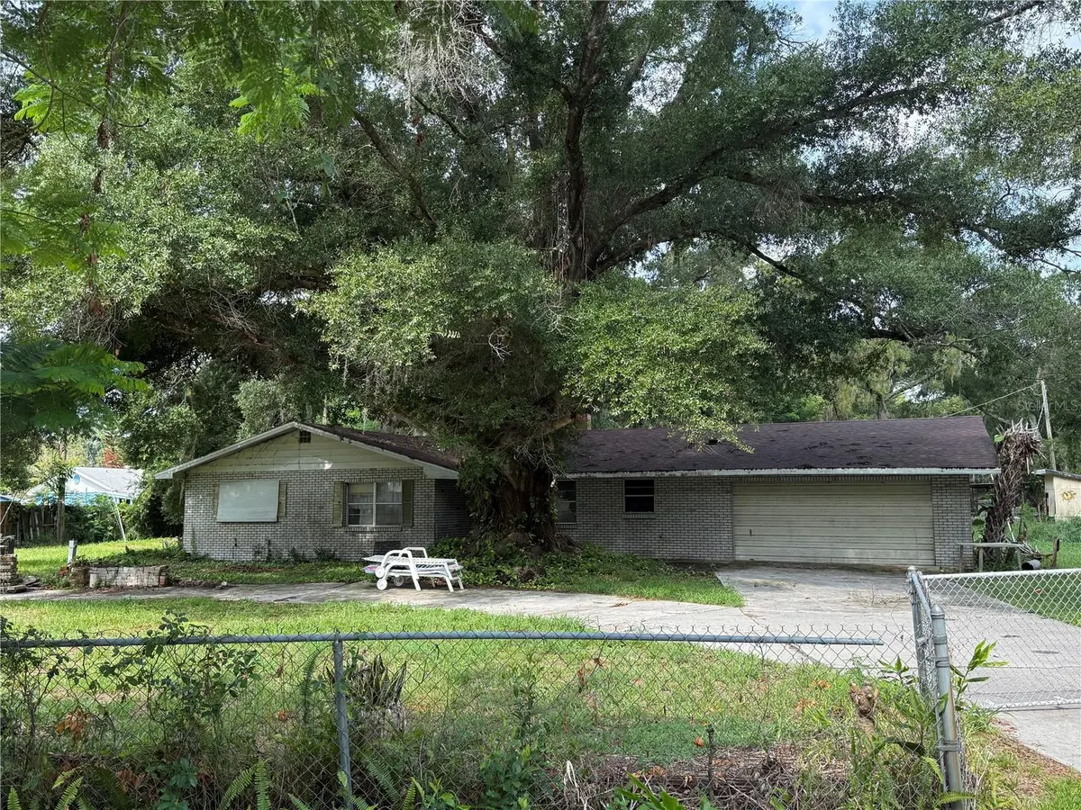 2420 NELSON ST, Auburndale, FL 33823