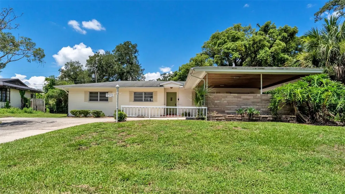 2303 COVENTRY AVE, Lakeland, FL 33803