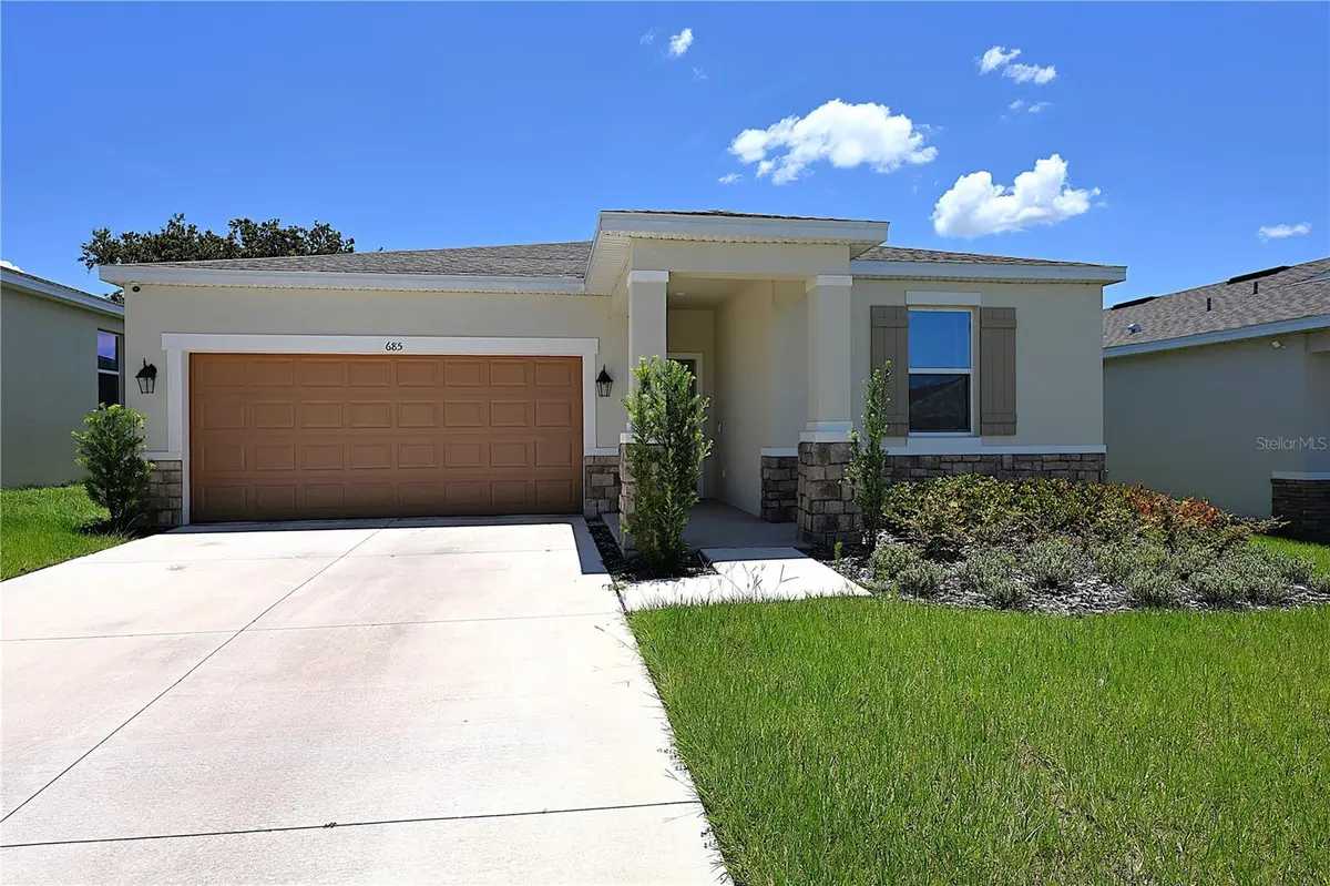 685 CROWN ROSE DR, Eagle Lake, FL 33839