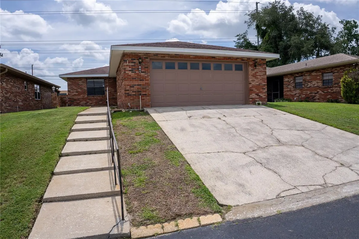 661 LAKE CAROLYN CIR, Lakeland, FL 33813