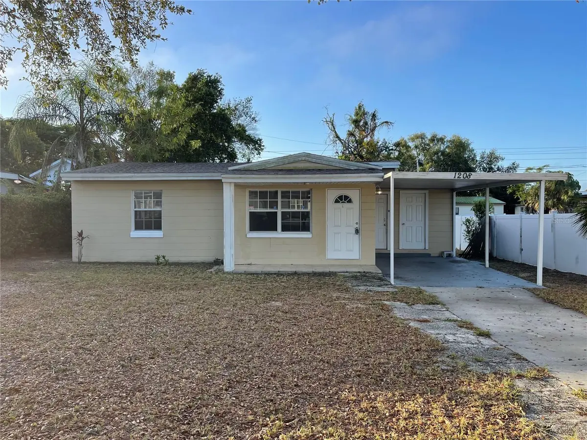 1208 CARLTON AVE, Lake Wales, FL 33853