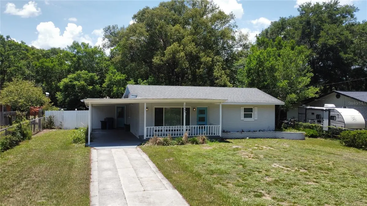 2462 HARVARD RD, Deland, FL 32724