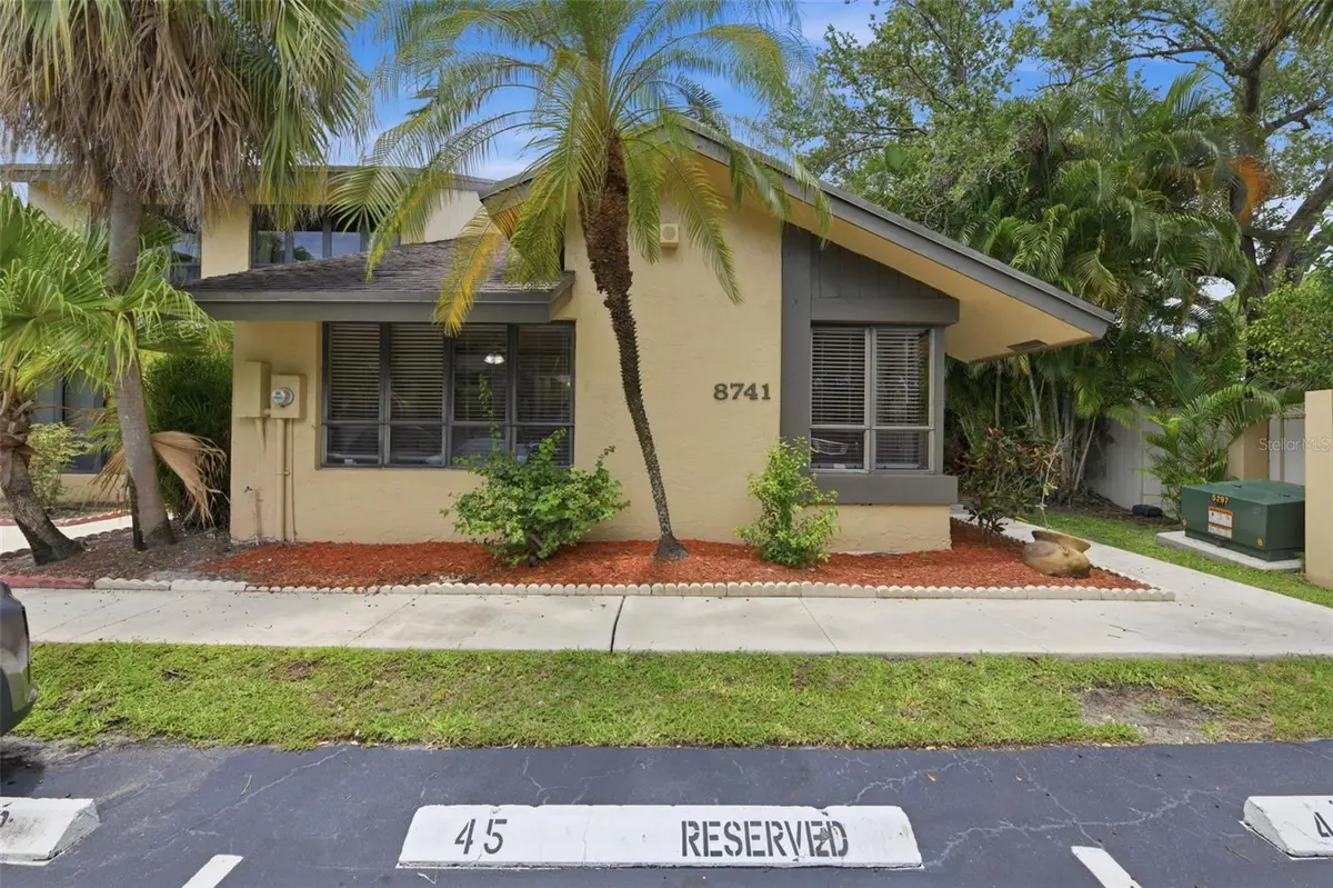 8741 CLEARY BLVD, Fort Lauderdale, FL 33324