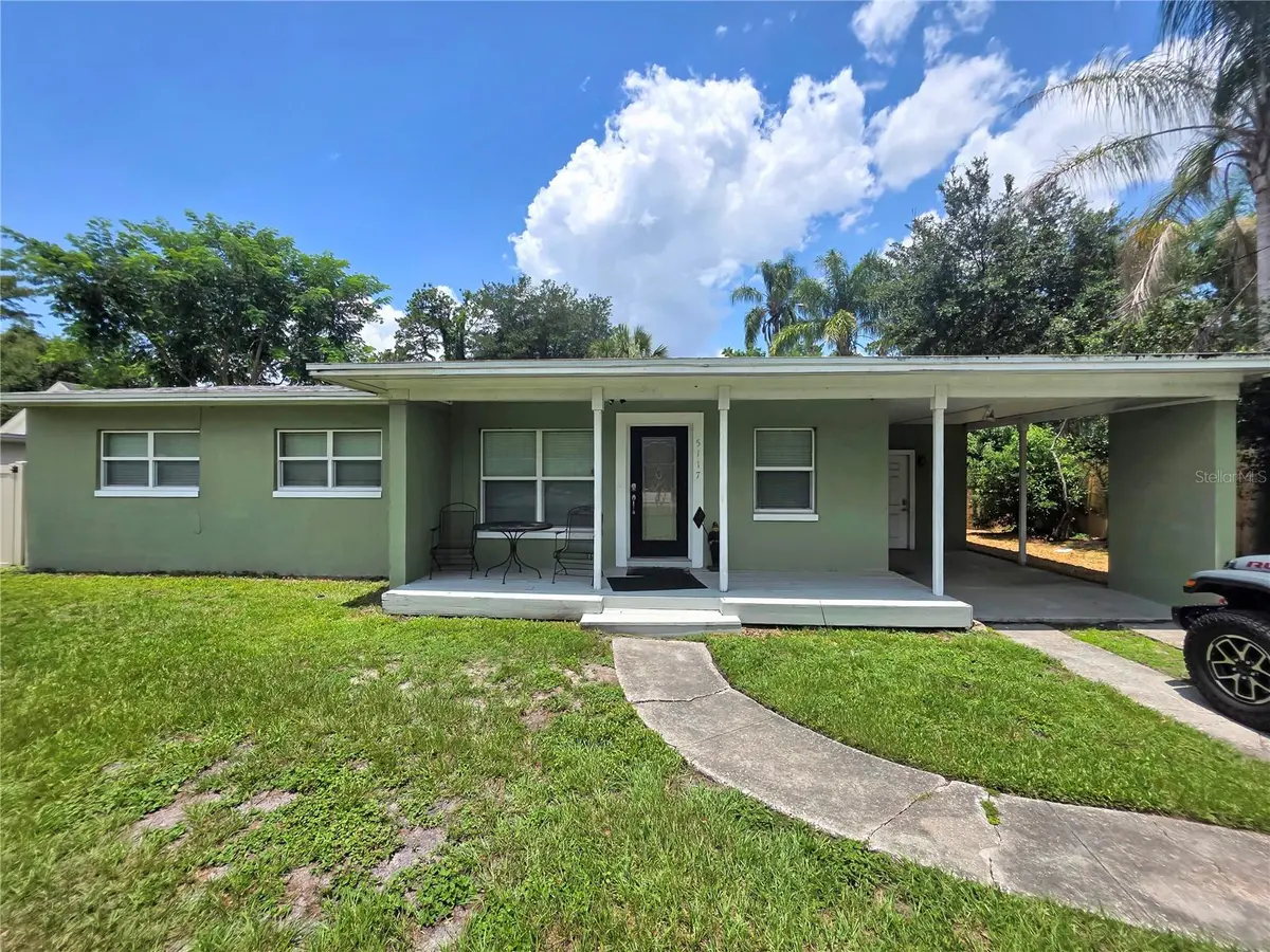 5117 LAKE HOWELL RD, Winter Park, FL 32792