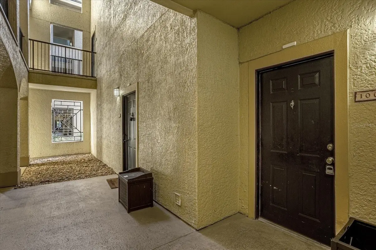 102 VISTA VERDI CIR #100, Lake Mary, FL 32746