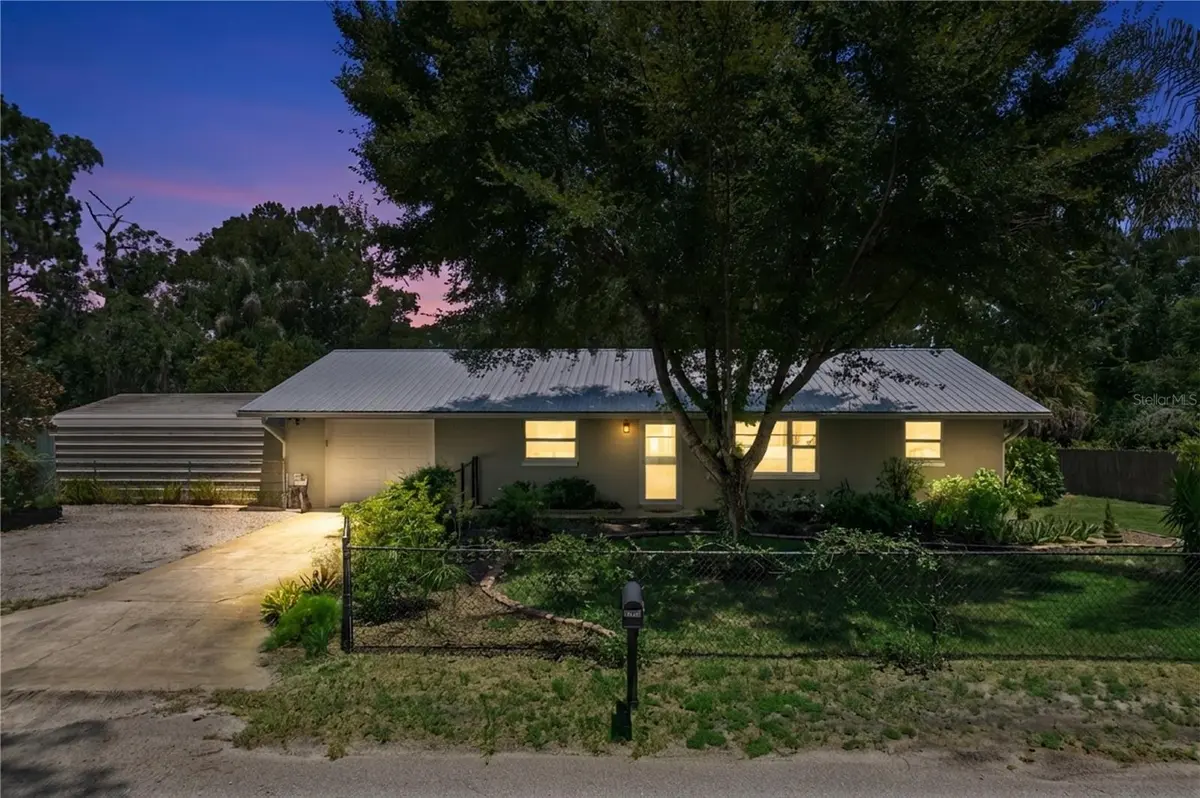 37400 SAINT LOUIS AVE, Umatilla, FL 32784