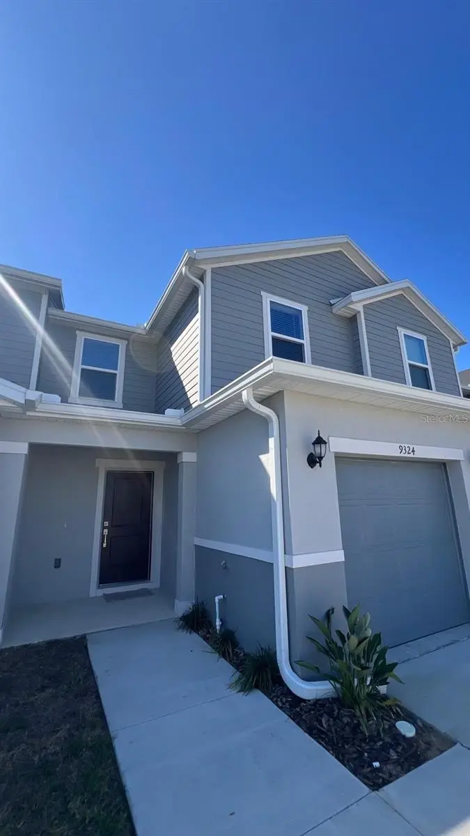 9324 WESTSIDE HILLS DR, Davenport, FL 33896
