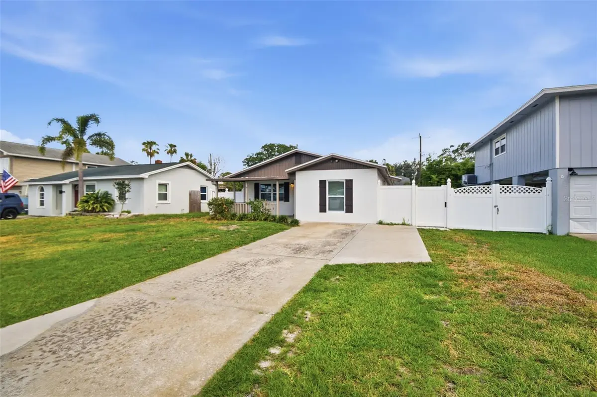 1842 SHORE ACRES BLVD NE, St Petersburg, FL 33703