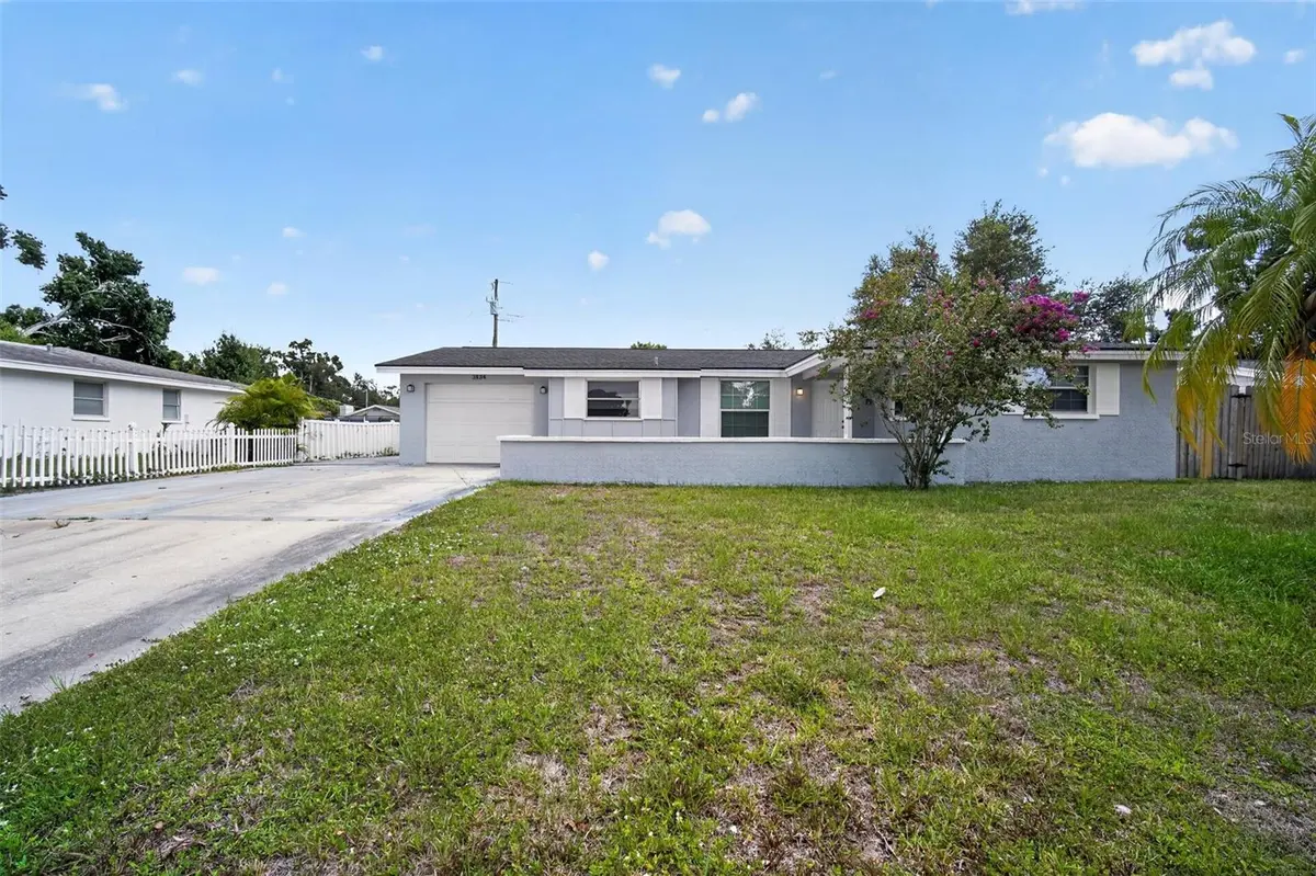 3834 WARREN RIDGE ST, Sarasota, FL 34233