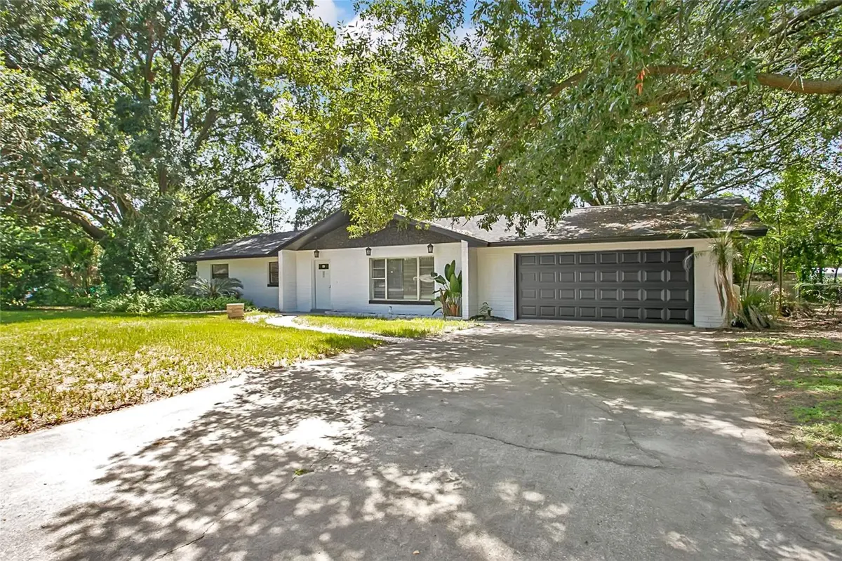 1221 FOREST CIR, Altamonte Springs, FL 32714