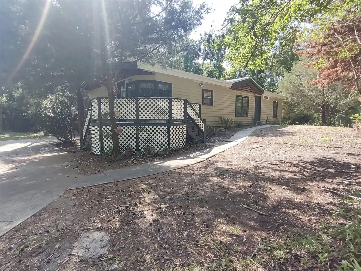 56508 BLUE CREEK RD, Astor, FL 32102