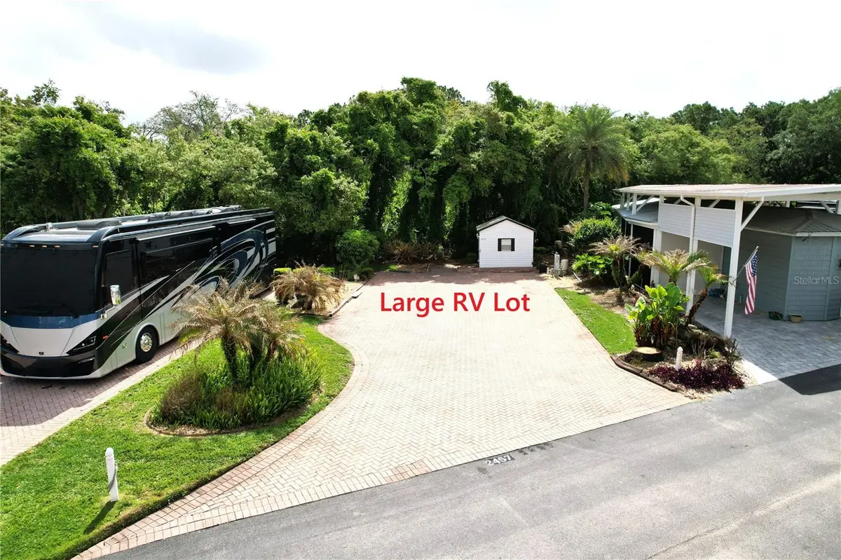 2457 ST GEORGE DR, Davenport, FL 33837