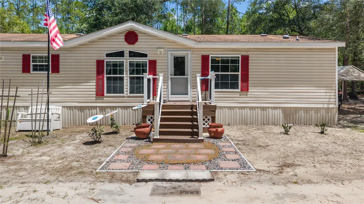 106 ARROWHEAD POINT RD, Hawthorne, FL 32640