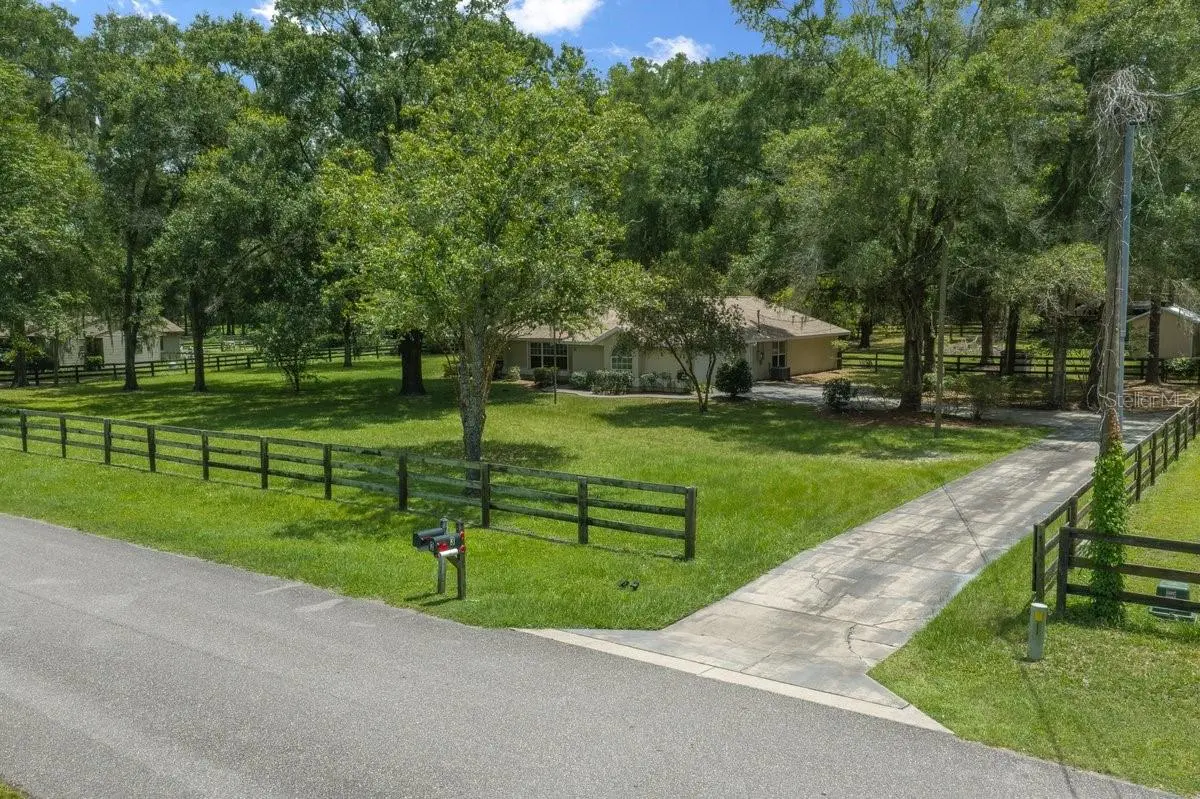 4 HIALEAH DR, Ocala, FL 34482