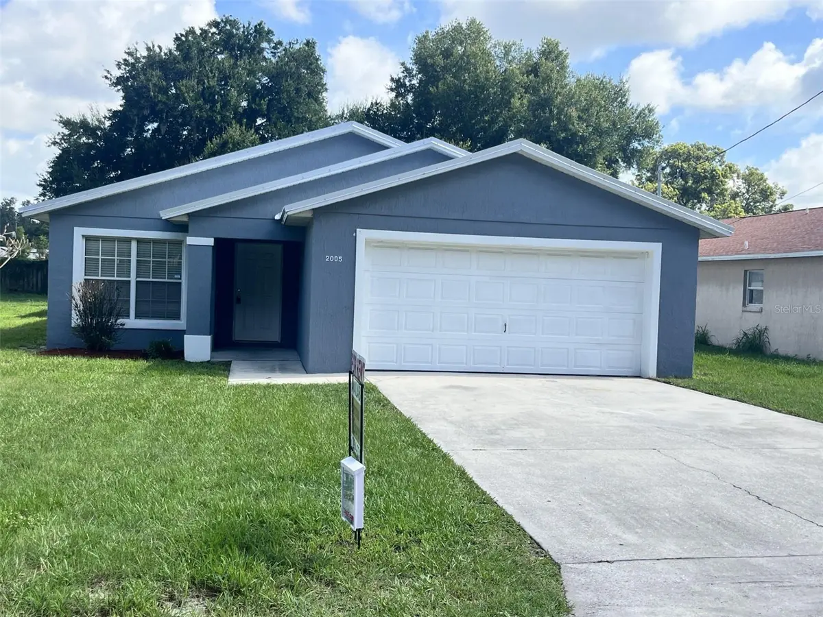 2005 N LAKE ELOISE DR, Winter Haven, FL 33884